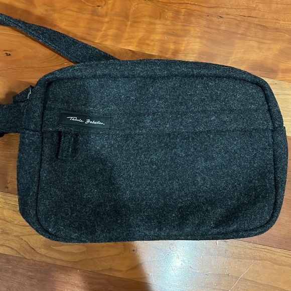 Talula babaton belt bag/Fanny pack - Picture 2 of 4